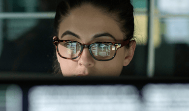 Woman-in-front-of-a-computer-2